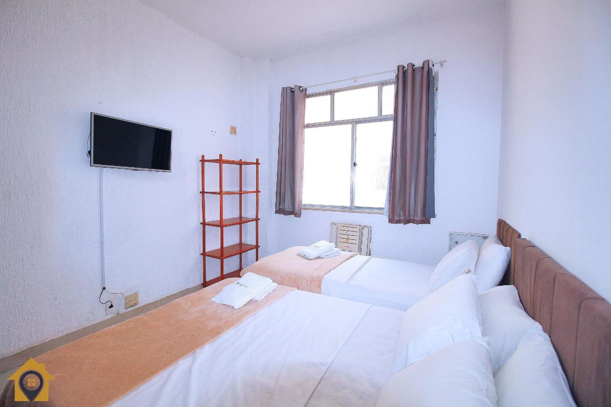 Appartement Na Quadra Da Praia, Estacao De Metro 5min Andando, Mercados E Comercios Proximos